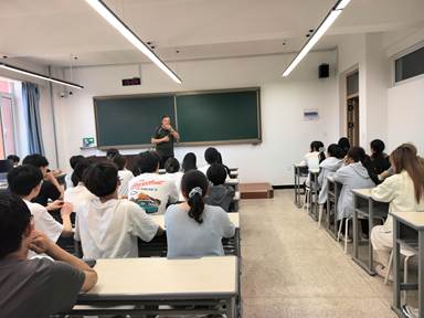 消防演练培训照片-张岚